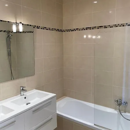 Apartment Spacieux Au Calme A *